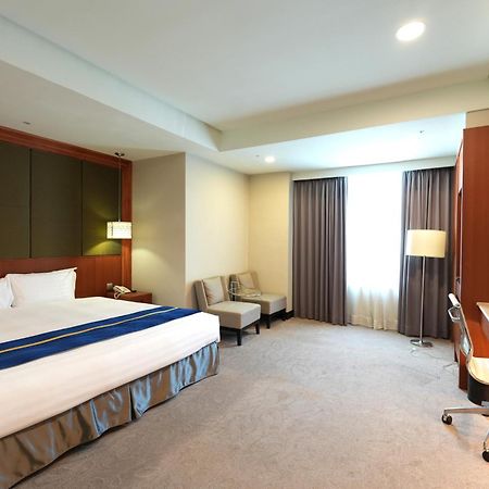 Hiyeshotel勤天商旅-花蓮館 Hualian Zewnętrze zdjęcie