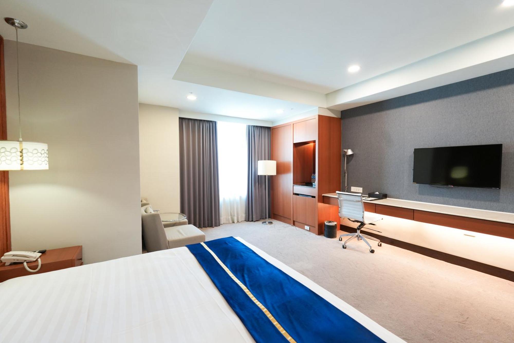 Hiyeshotel勤天商旅-花蓮館 Hualian Zewnętrze zdjęcie