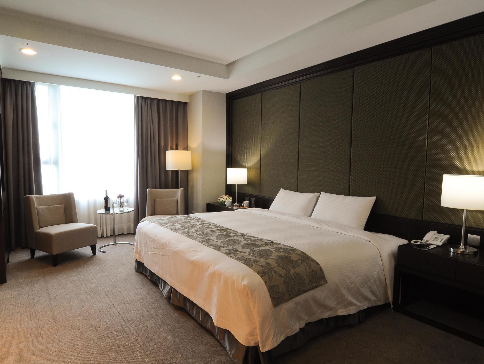 Hiyeshotel勤天商旅-花蓮館 Hualian Zewnętrze zdjęcie