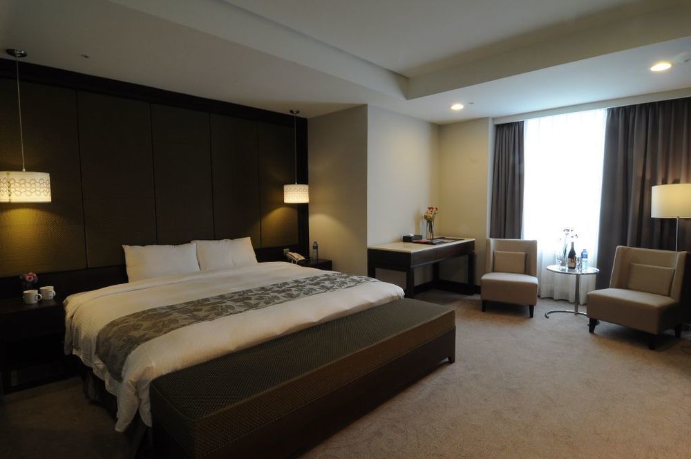 Hiyeshotel勤天商旅-花蓮館 Hualian Zewnętrze zdjęcie